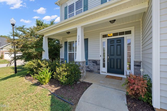 6201 Hirondelle Court, Holly Springs, NC 27540