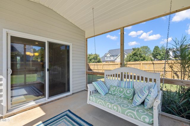 6201 Hirondelle Court, Holly Springs, NC 27540