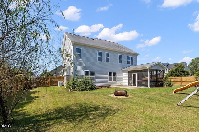 6201 Hirondelle Court, Holly Springs, NC 27540