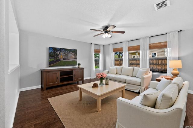100 Dusty Corral, Boerne, TX 78006