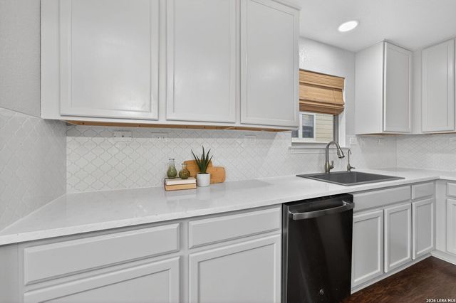 100 Dusty Corral, Boerne, TX 78006