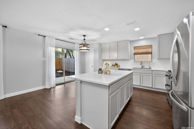 100 Dusty Corral, Boerne, TX 78006