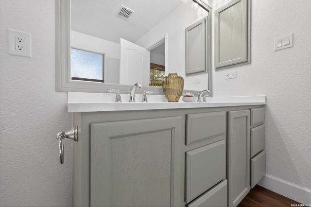 100 Dusty Corral, Boerne, TX 78006