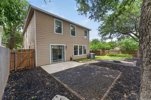 100 Dusty Corral, Boerne, TX 78006