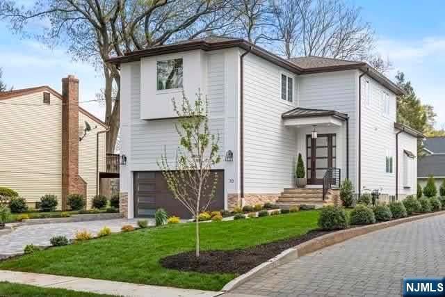 70 Columbus Drive, Tenafly, NJ 07670
