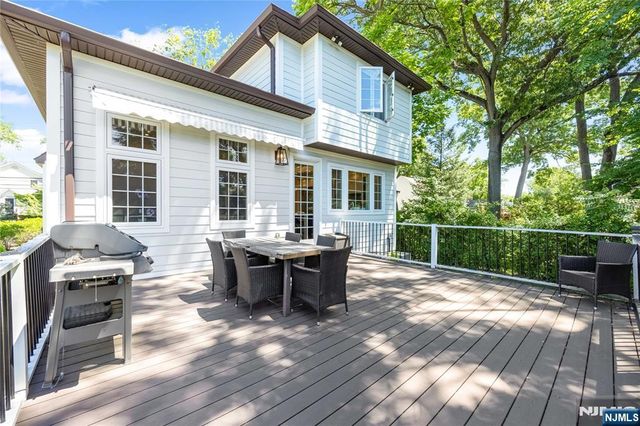 70 Columbus Drive, Tenafly, NJ 07670