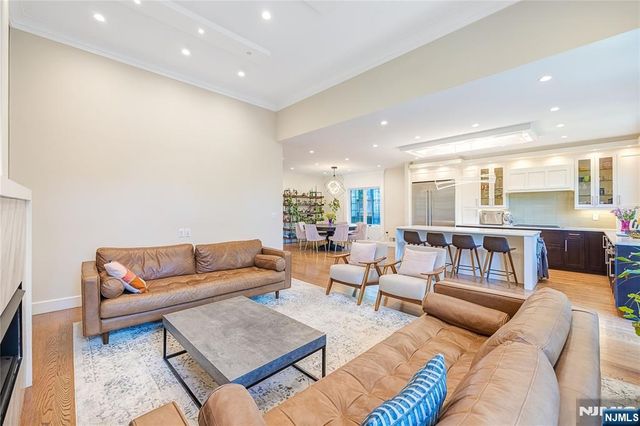 70 Columbus Drive, Tenafly, NJ 07670