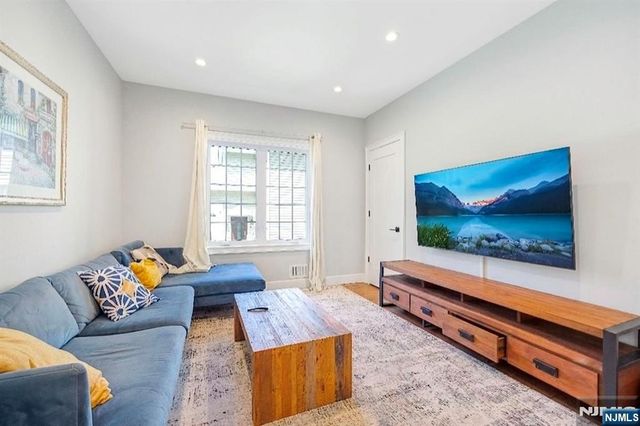 70 Columbus Drive, Tenafly, NJ 07670