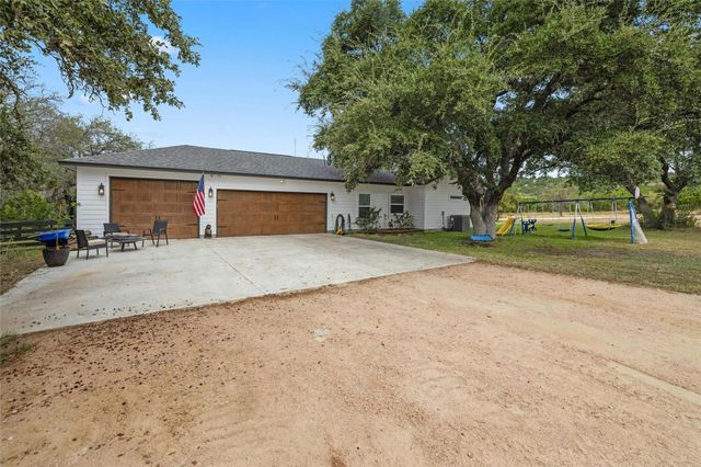 1090 County Road 334, Burnet, TX 78611