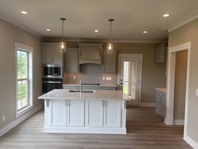 927 Licinius Ln, Murfreesboro, TN 37128