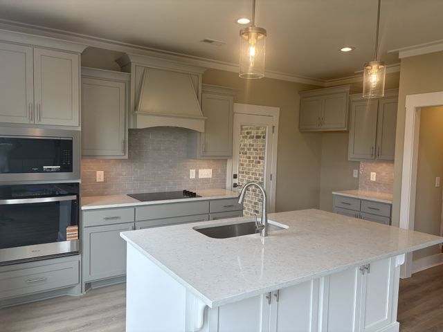 927 Licinius Ln, Murfreesboro, TN 37128