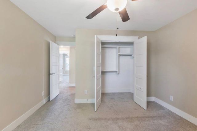 927 Licinius Ln, Murfreesboro, TN 37128