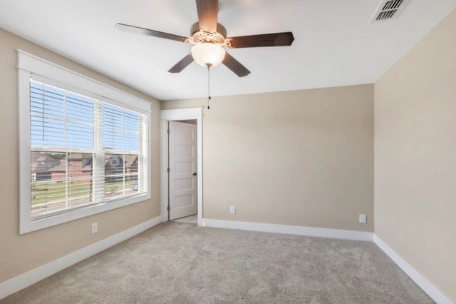 927 Licinius Ln, Murfreesboro, TN 37128