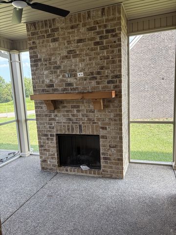 927 Licinius Ln, Murfreesboro, TN 37128