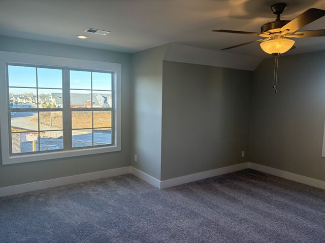 927 Licinius Ln, Murfreesboro, TN 37128
