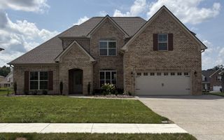 927 Licinius Ln, Murfreesboro, TN 37128