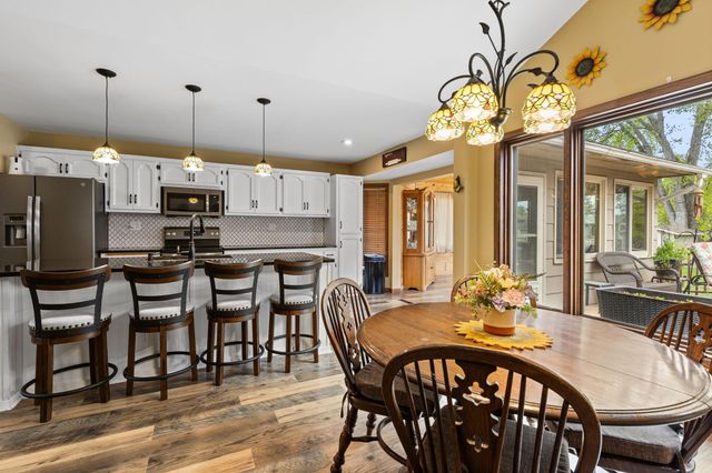 2201 84th Avenue N, Brooklyn Park, MN 55444