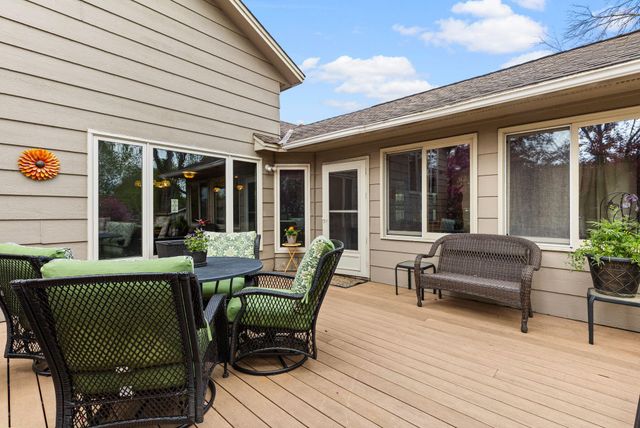 2201 84th Avenue N, Brooklyn Park, MN 55444