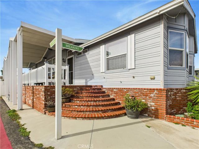 20701 Beach 140, Huntington Beach, CA 92648
