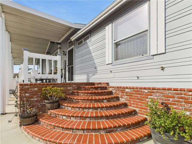 20701 Beach 140, Huntington Beach, CA 92648