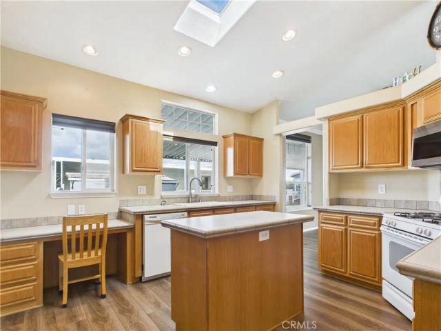 20701 Beach 140, Huntington Beach, CA 92648