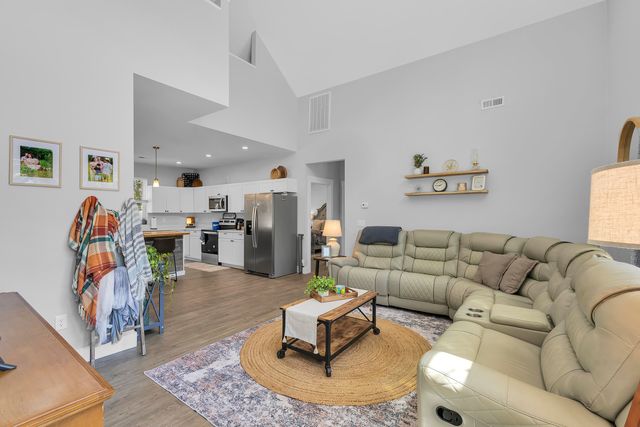 285 Boxelder Drive, Campobello, SC 29322