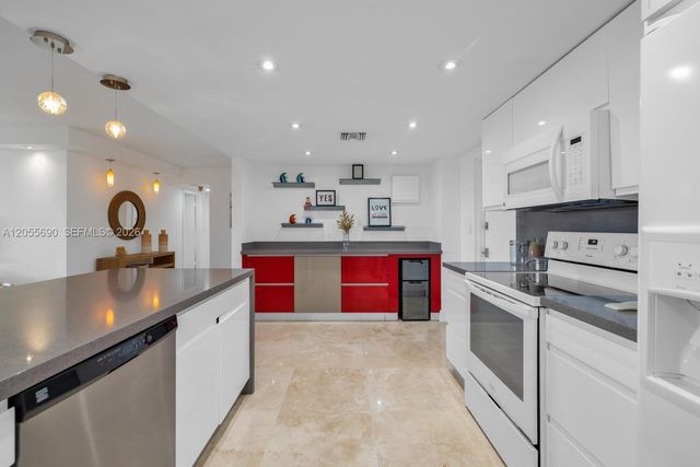 155 Ocean Lane Drive 1111, Key Biscayne, FL 33149