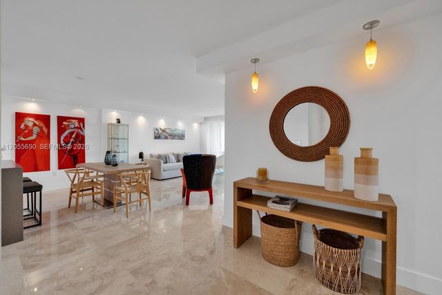 155 Ocean Lane Drive 1111, Key Biscayne, FL 33149