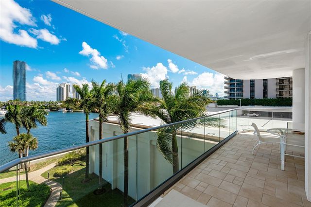 19707 E Turnberry Way 5E, Aventura, FL 33180