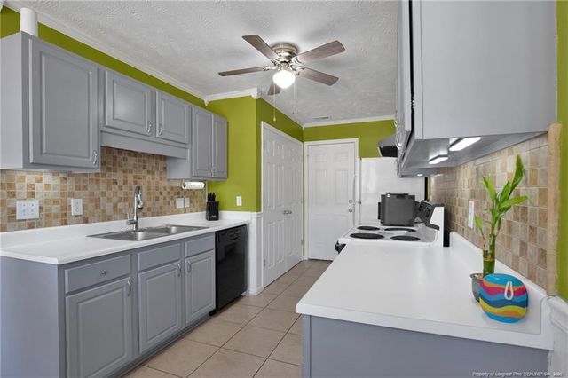 204 Independence Drive, Raeford, NC 28376