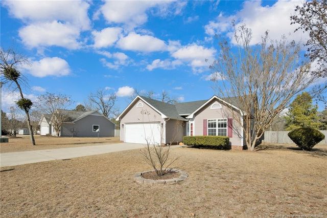 204 Independence Drive, Raeford, NC 28376