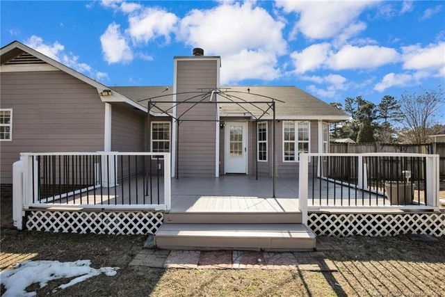 204 Independence Drive, Raeford, NC 28376