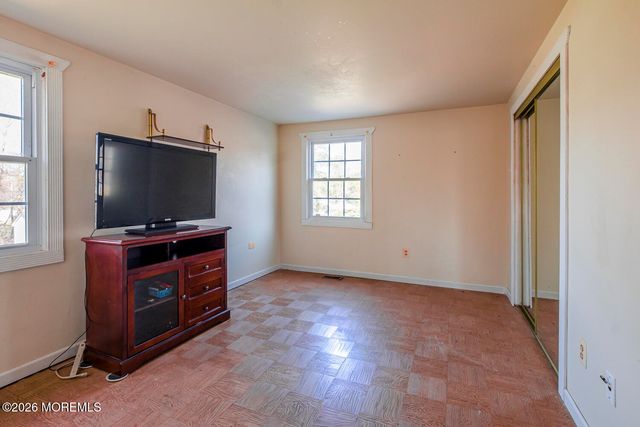 71 Princess Anne Drive, Freehold, NJ 07728