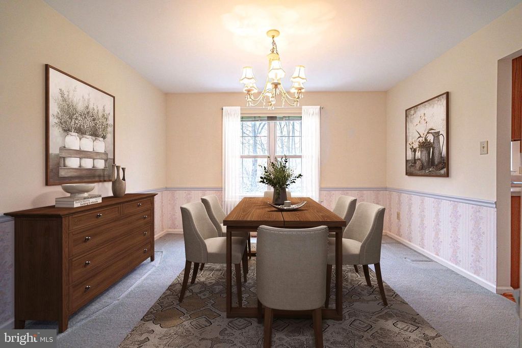 Image 13 of property listing at 40 ELK CT, Reading, PA 19606