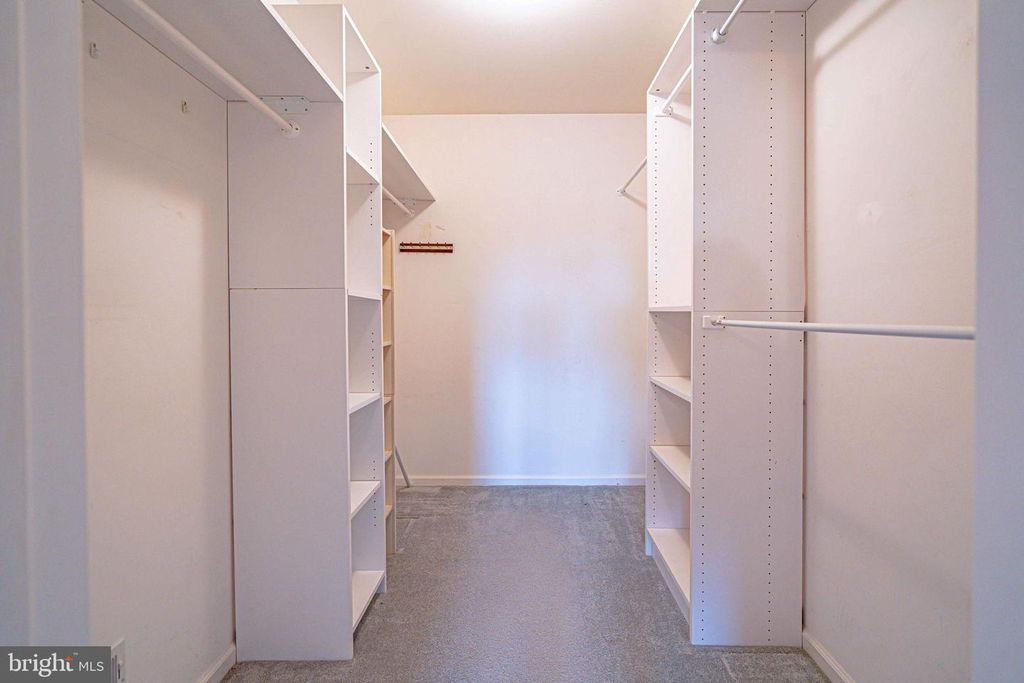 Image 30 of property listing at 40 ELK CT, Reading, PA 19606