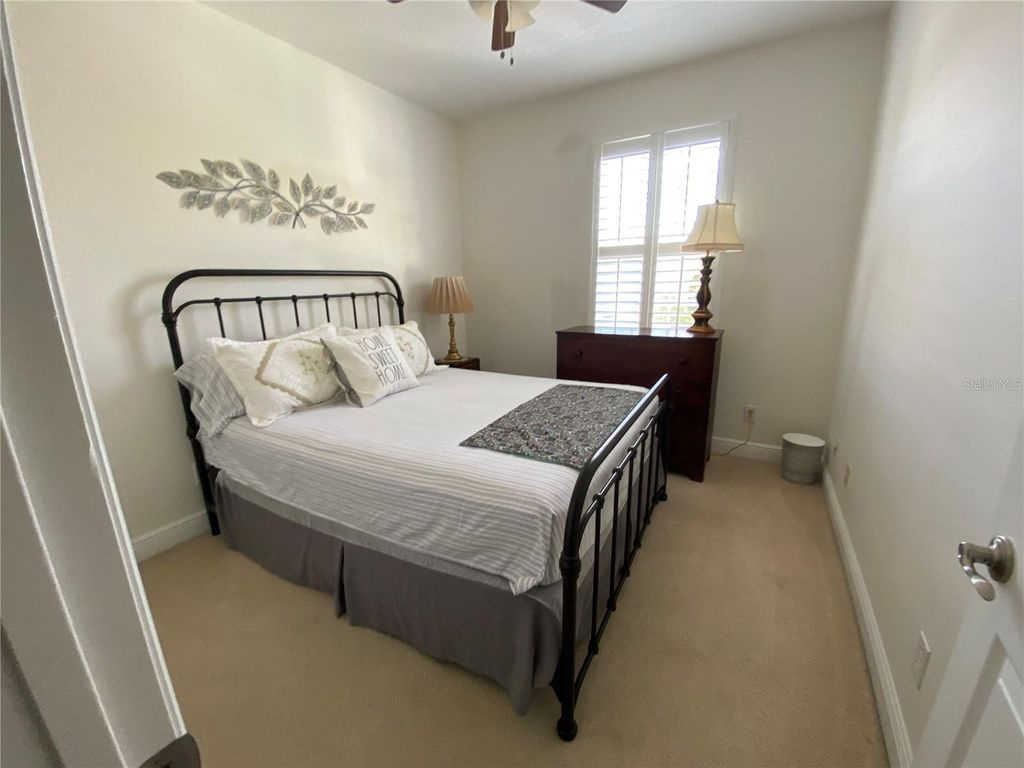 Image 12 of property listing at 5441 BALDWIN PARK STREET, Orlando, FL 32814