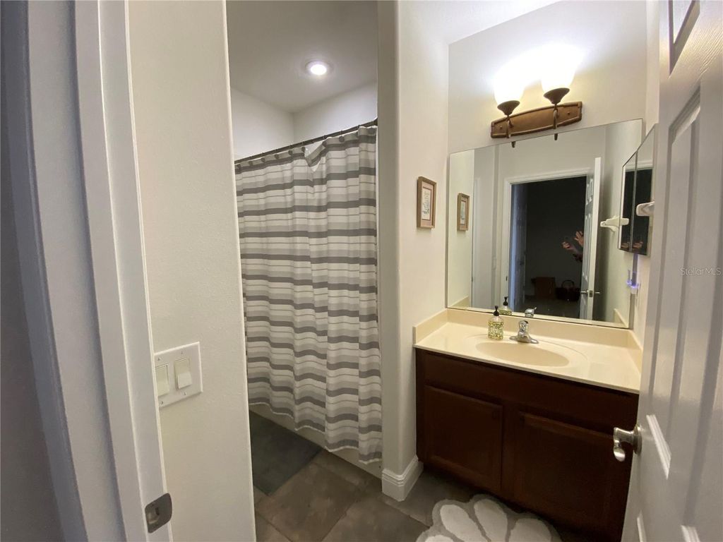 Image 13 of property listing at 5441 BALDWIN PARK STREET, Orlando, FL 32814