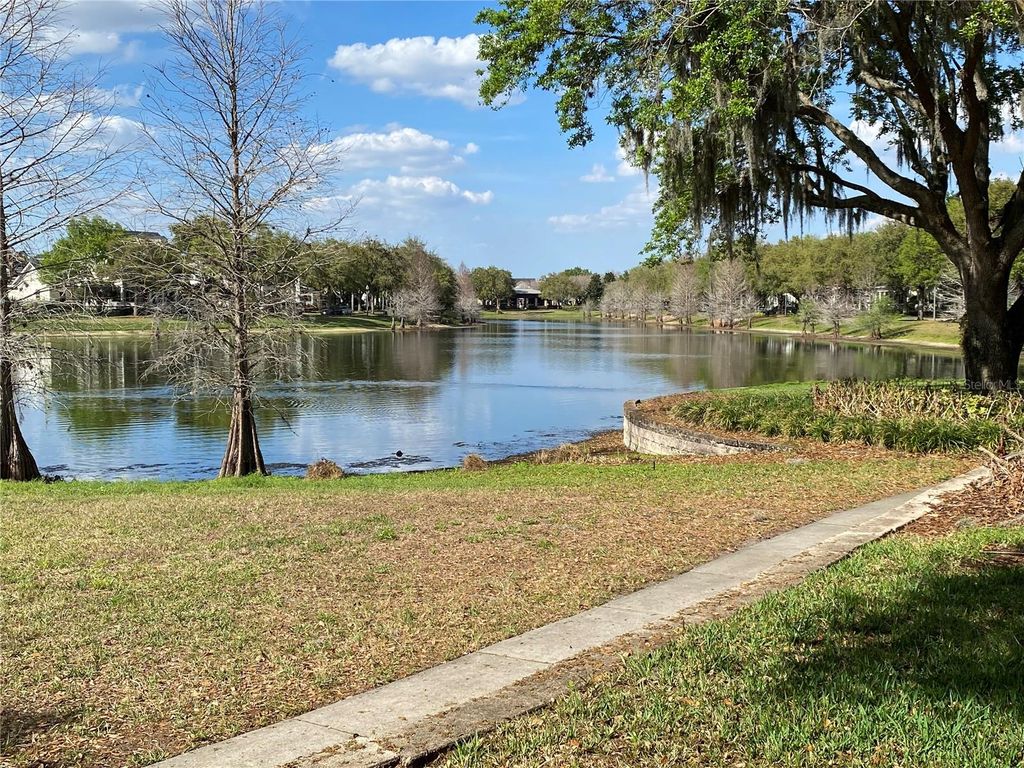 Image 15 of property listing at 5441 BALDWIN PARK STREET, Orlando, FL 32814