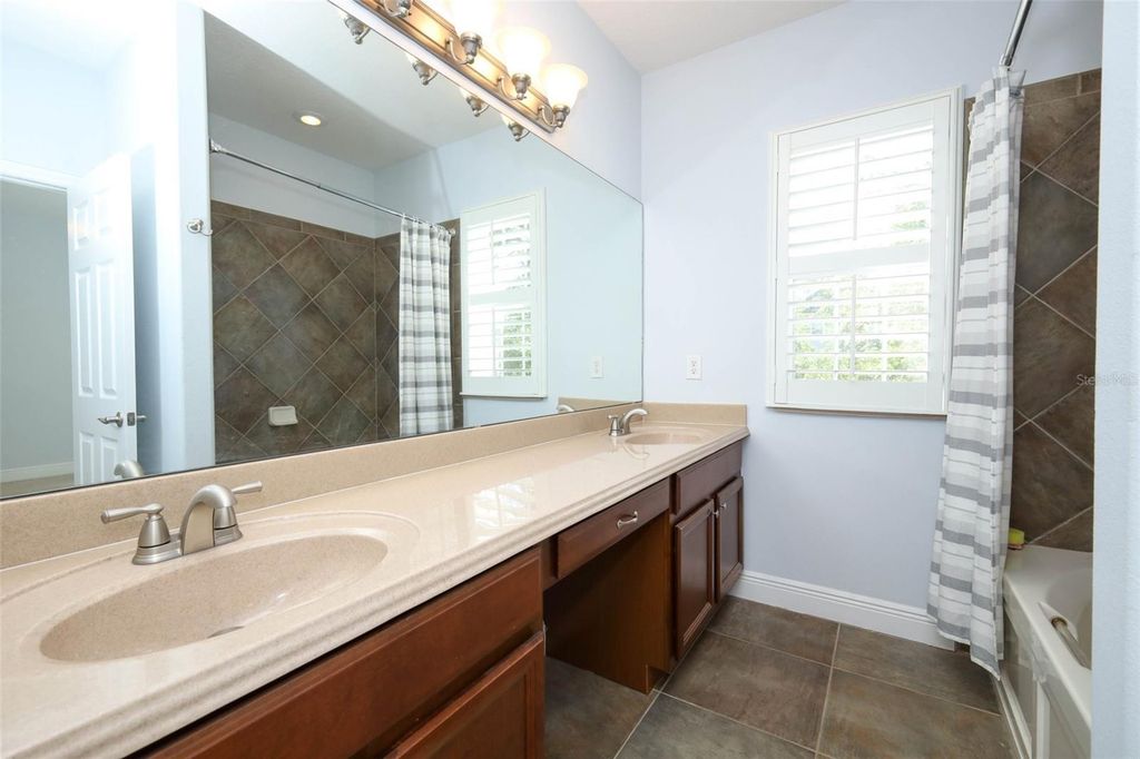 Image 29 of property listing at 5441 BALDWIN PARK STREET, Orlando, FL 32814