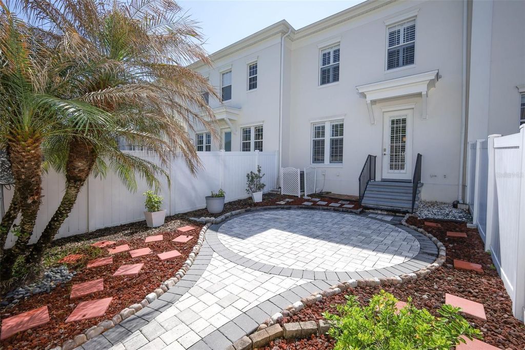 Image 39 of property listing at 5441 BALDWIN PARK STREET, Orlando, FL 32814