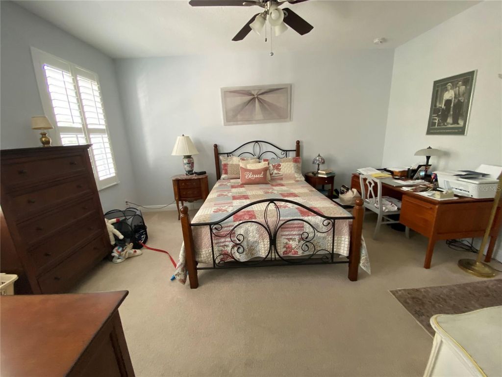 Image 8 of property listing at 5441 BALDWIN PARK STREET, Orlando, FL 32814