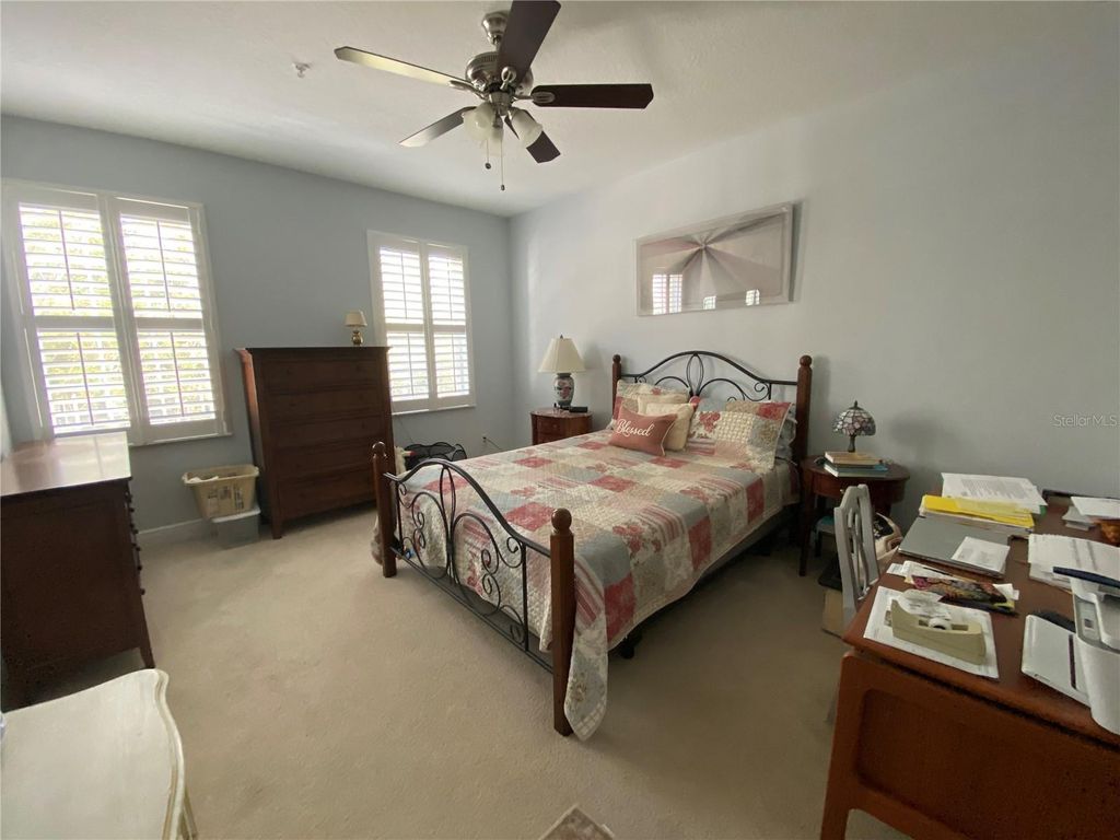 Image 9 of property listing at 5441 BALDWIN PARK STREET, Orlando, FL 32814