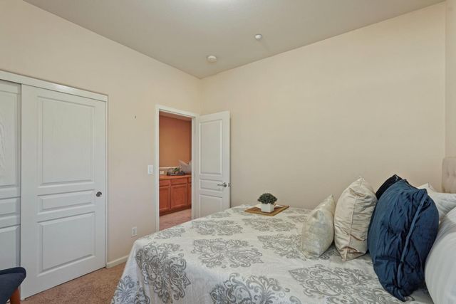 82 W Luna Loca Ln, Mountain House, CA 95391