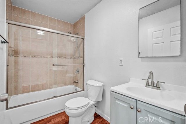 3232 W Vernon Avenue, Los Angeles, CA 90008