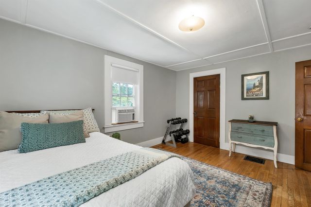 55 School Street, Salem, NH 03079