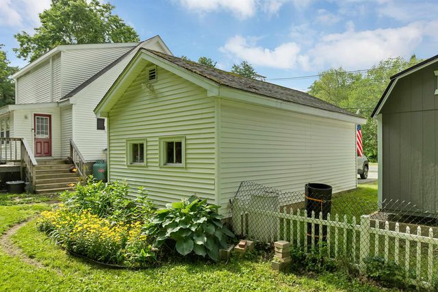 55 School Street, Salem, NH 03079