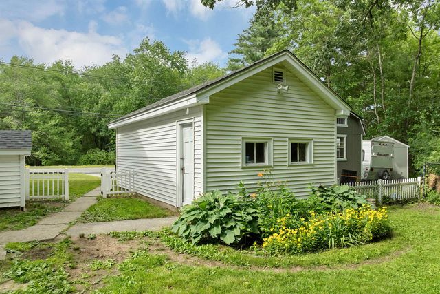 55 School Street, Salem, NH 03079