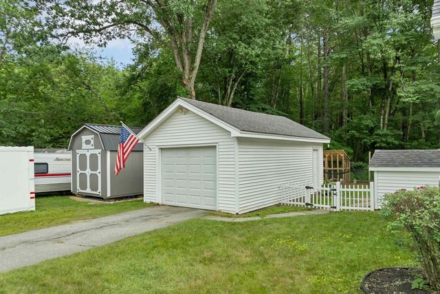 55 School Street, Salem, NH 03079