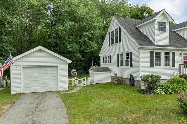 55 School Street, Salem, NH 03079