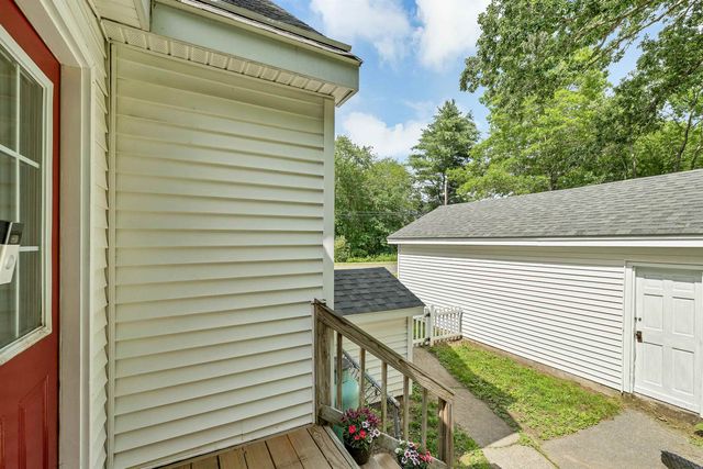 55 School Street, Salem, NH 03079